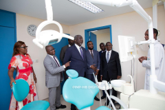 DON DE MATERIEL MEDICAL A L'INPHB DE YAMOUSSOUKRO